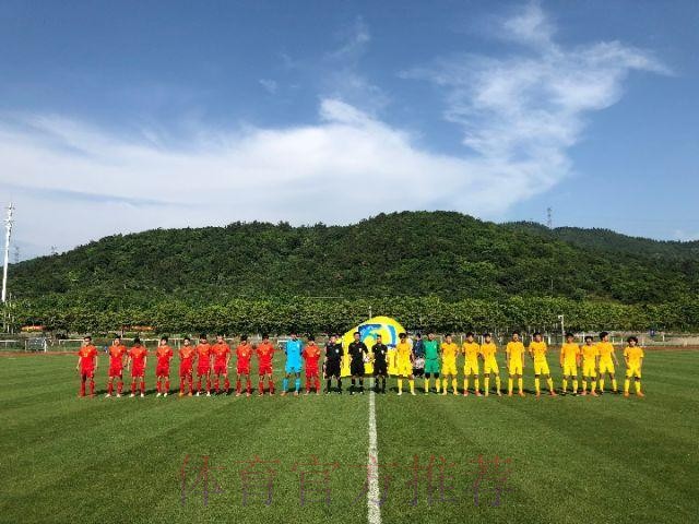 U17国家男足集训队红黄蓝三队举行内部选拔赛